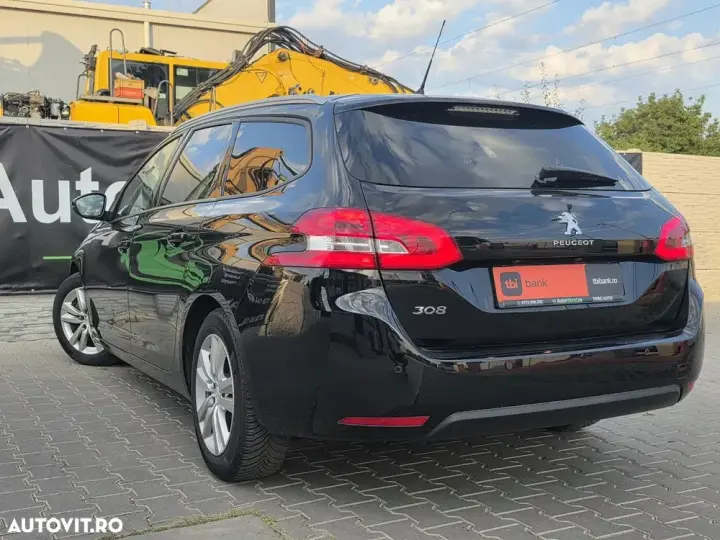 Peugeot 308 II 1.2L PureTech S&S BVM6 Allure