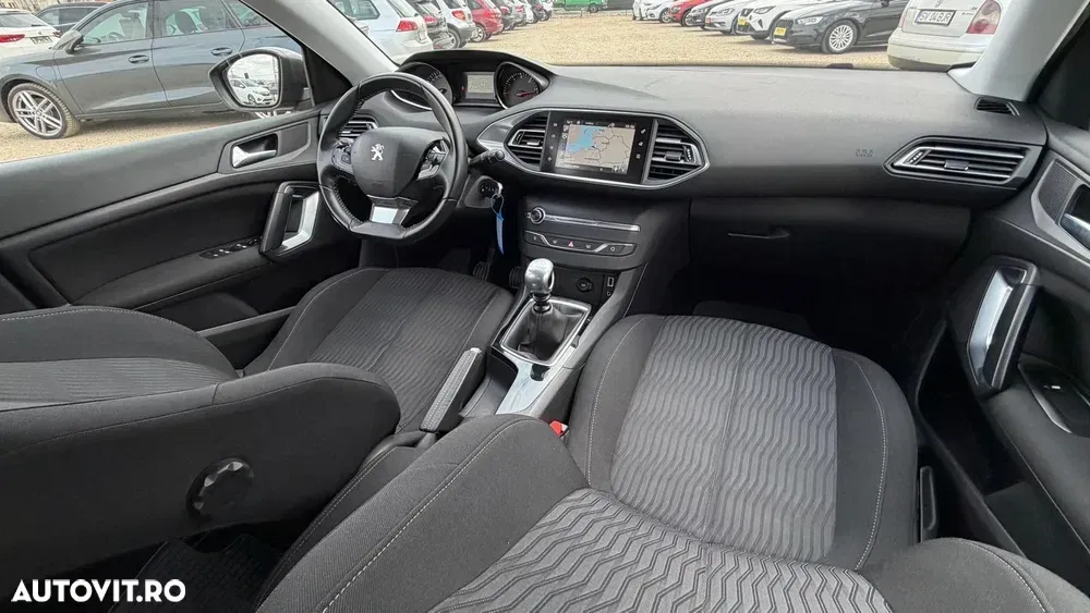 Peugeot 308 II e-HDi 115 Stop & Start Niveau 2 Business-Line — imagine 5