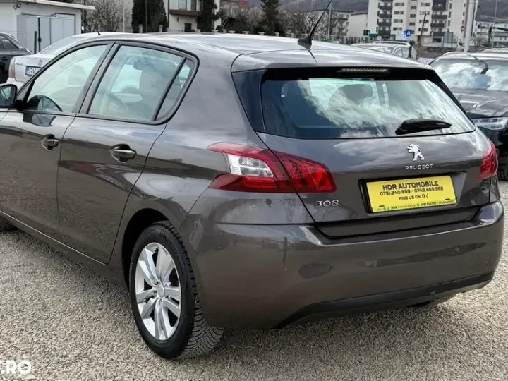 Peugeot 308 II e-HDi 115 Stop & Start Niveau 2 Business-Line