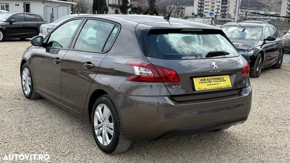 Peugeot 308 II e-HDi 115 Stop & Start Niveau 2 Business-Line — imagine 6