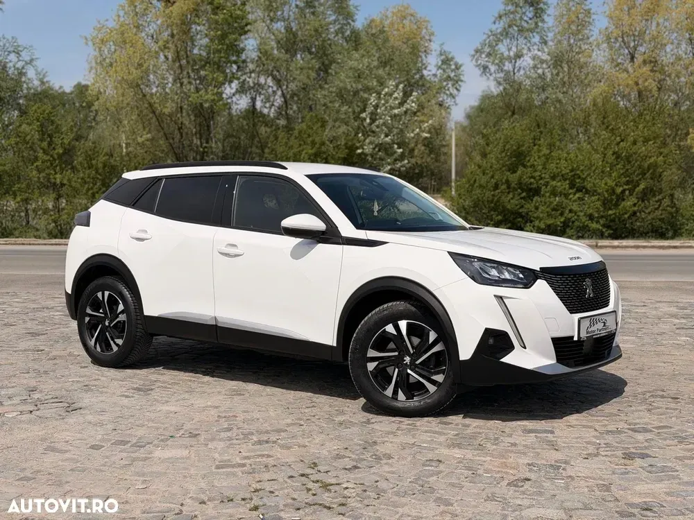 Peugeot 2008 II 1.2 L PureTech STT Allure — imagine 2