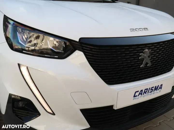 Peugeot 2008 PureTech 130 EAT8 Allure Pack