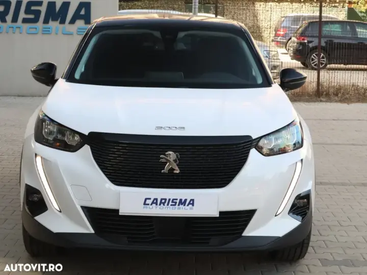 Peugeot 2008 PureTech 130 EAT8 Allure Pack
