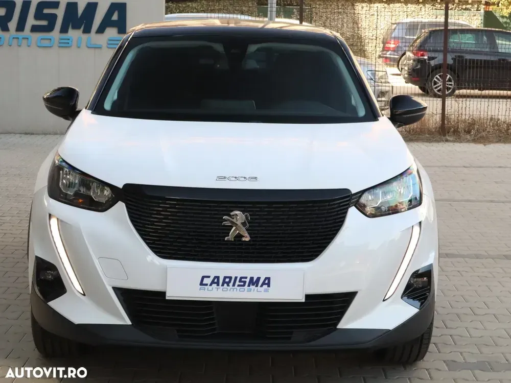 Peugeot 2008 PureTech 130 EAT8 Allure Pack — imagine 2