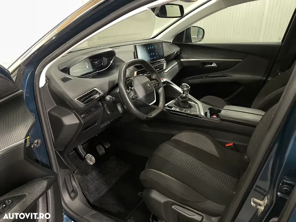 Peugeot 5008 II PureTech 130 Stop & Start Active Business-Paket — imagine 6