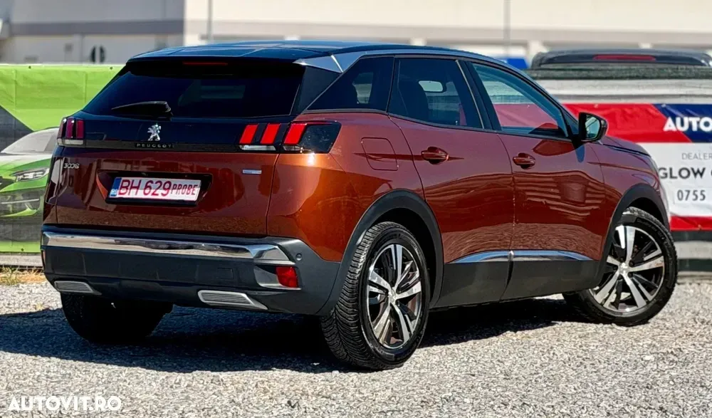 Peugeot 3008 1.2 PureTech Turbo S&S Allure — imagine 2