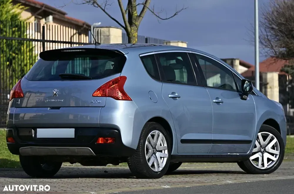 Peugeot 3008 I HYbrid4 2.0 HDI FAP BMP — imagine 4
