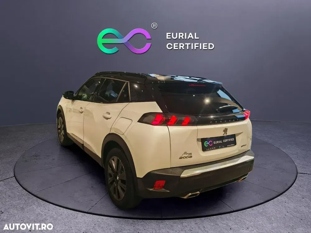 Peugeot 2008 II PureTech 130 Stop&Start GT-Line Edition — imagine 6