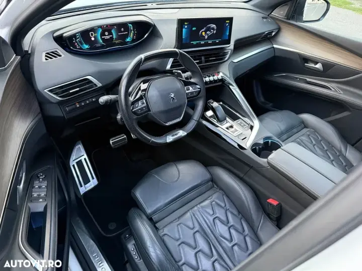 Peugeot 3008 PHEV 300 EAT8 4X4 GT