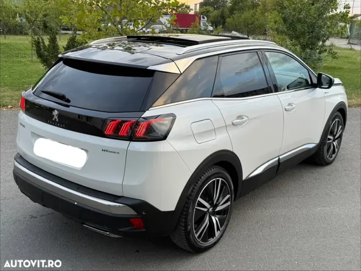 Peugeot 3008 PHEV 300 EAT8 4X4 GT