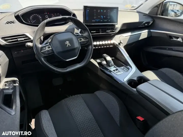 Peugeot 3008 1.5 BlueHDI 130 EAT8 Active Pack