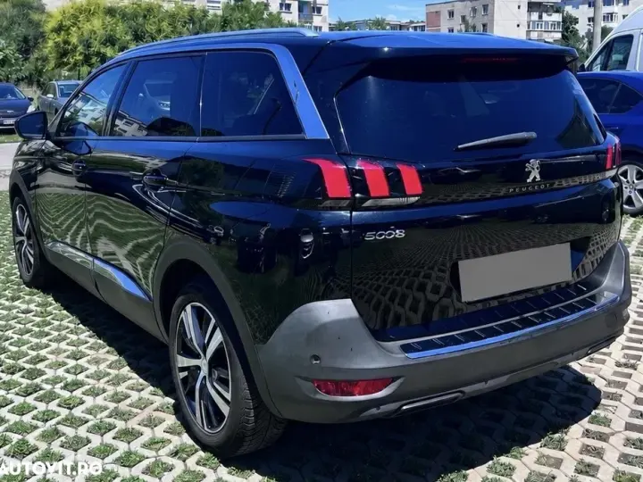 Peugeot 5008 II 1.2L PureTech EAT8 S&S Allure Pack