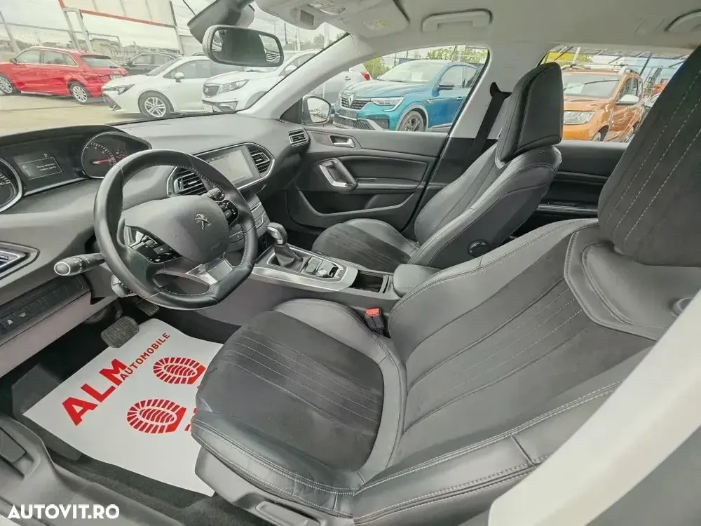 Peugeot 308 II 1.2L PureTech 130 S&S EAT8 GT — imagine 3
