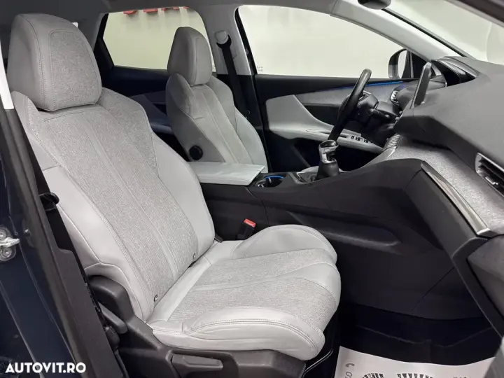 Peugeot 3008 II PureTech 130 Stop & Start Allure