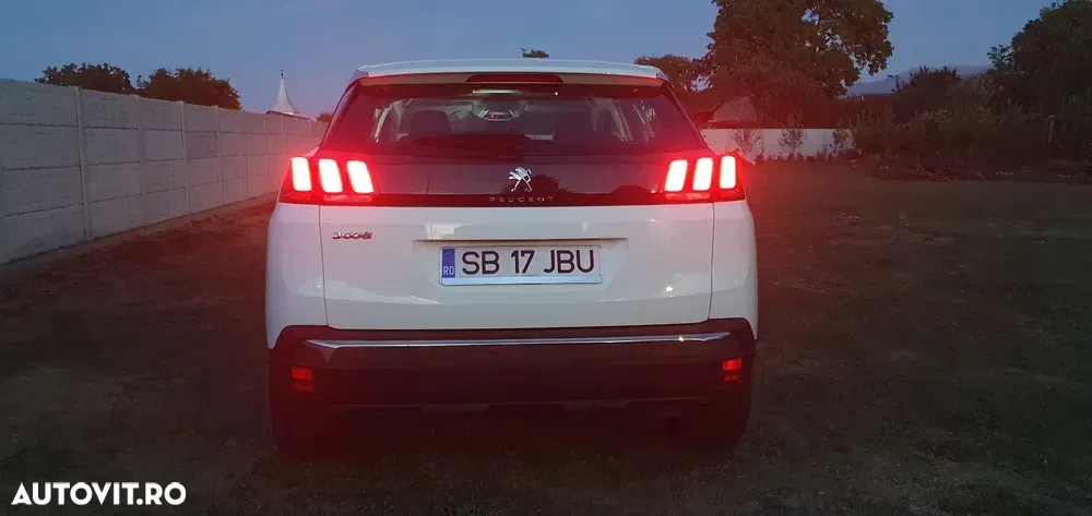 Peugeot 3008 II PureTech 130 Stop & Start GPF EAT8 Active — imagine 4