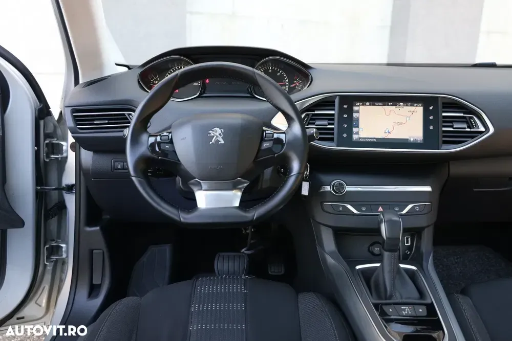 Peugeot 308 II e-HDi FAP 115 Stop&Start EGS6 Allure — imagine 5