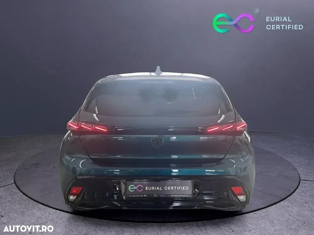 Peugeot 308 III 1.2L e-DCS6 MHEV GT — imagine 5