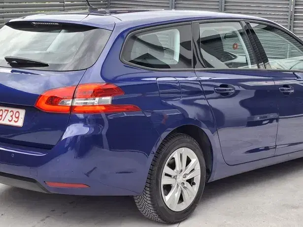 Peugeot 308 II BlueHDi 130 Stop & Start Active Business-Paket