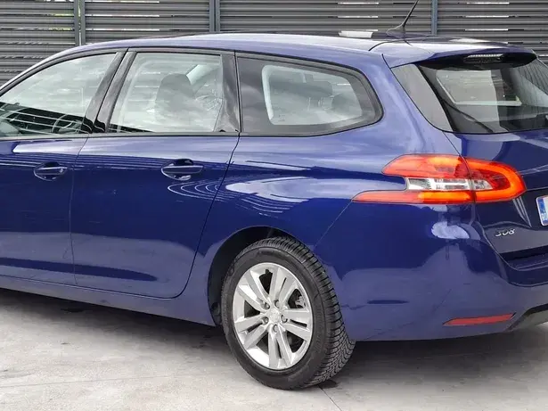 Peugeot 308 II BlueHDi 130 Stop & Start Active Business-Paket