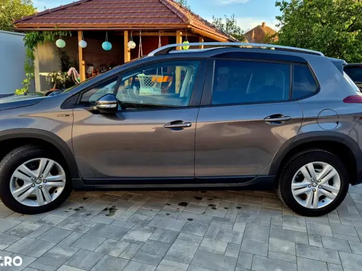 Peugeot 2008 1.2 L PureTech Active