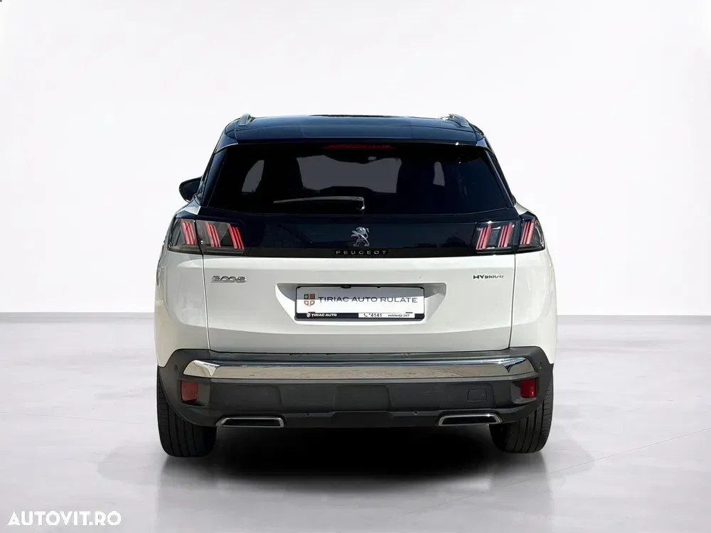Peugeot 3008 PHEV EAT8 4X4 GT Pack — imagine 4