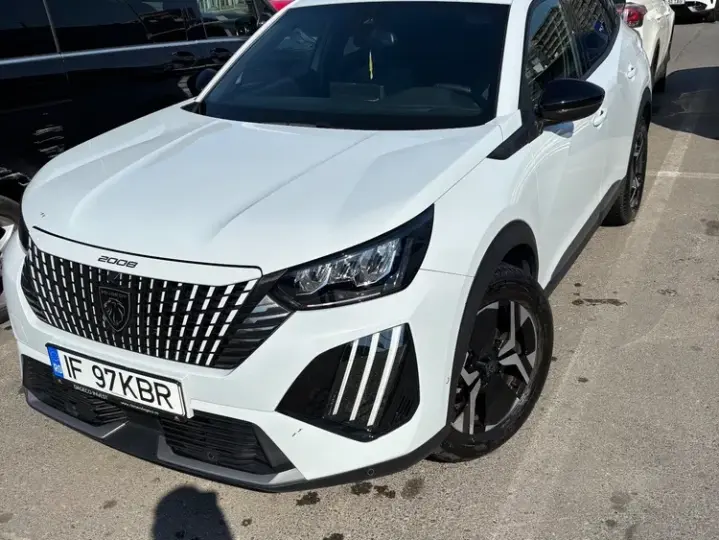 Peugeot 2008 II 1.2 PureTech EAT8 STT Allure Pack