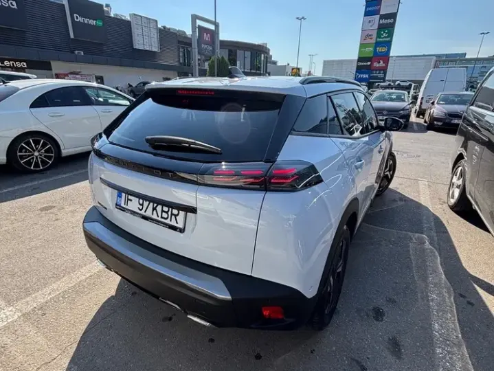 Peugeot 2008 II 1.2 PureTech EAT8 STT Allure Pack