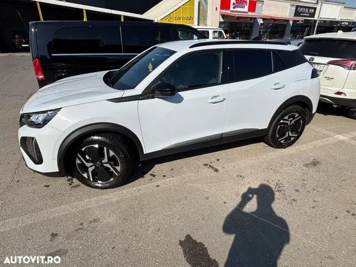 Peugeot 2008 II 1.2 PureTech EAT8 STT Allure Pack