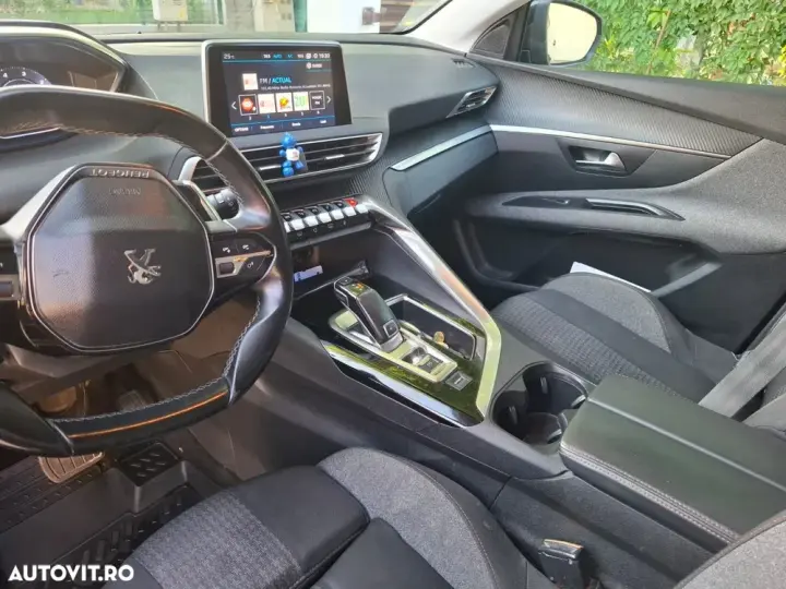 Peugeot 3008 1.5 BlueHDI S&S EAT8 Allure