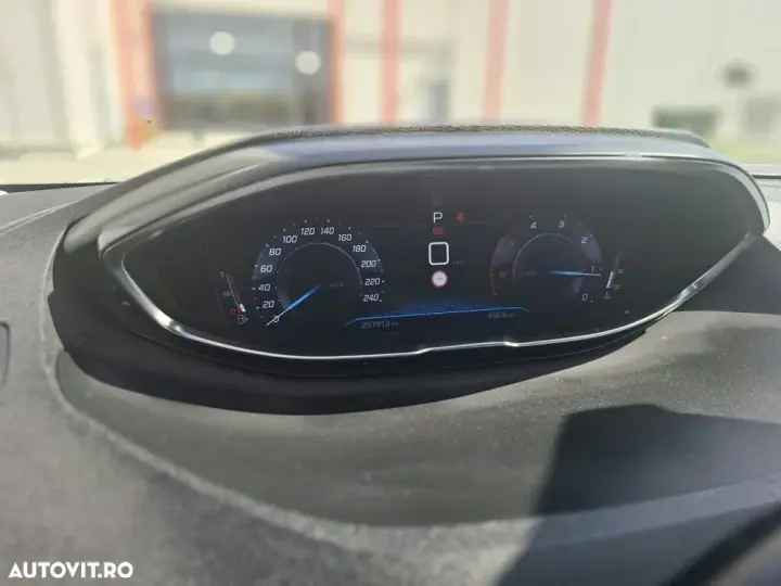 Peugeot 3008 1.5 BlueHDI S&S EAT8 Allure