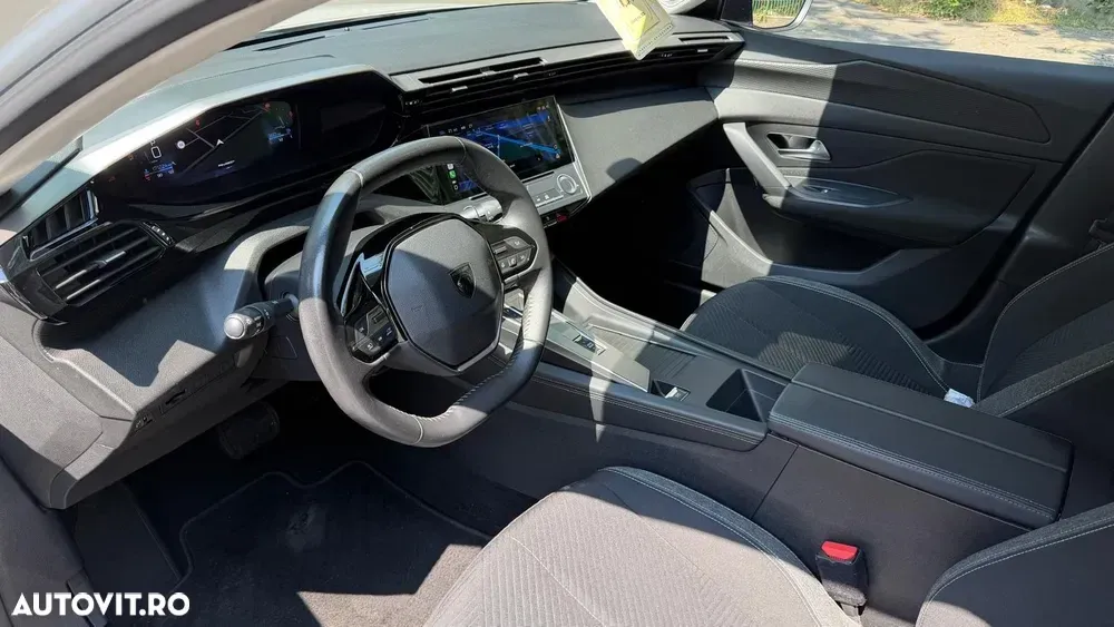 Peugeot 308 III 1.2L PureTech S&S EAT8 Active — imagine 3