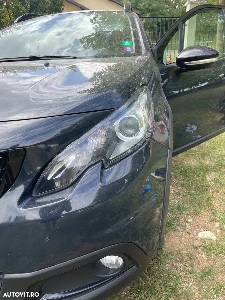 Peugeot 2008 I 1.2 PureTech Turbo GT-Line — imagine 6