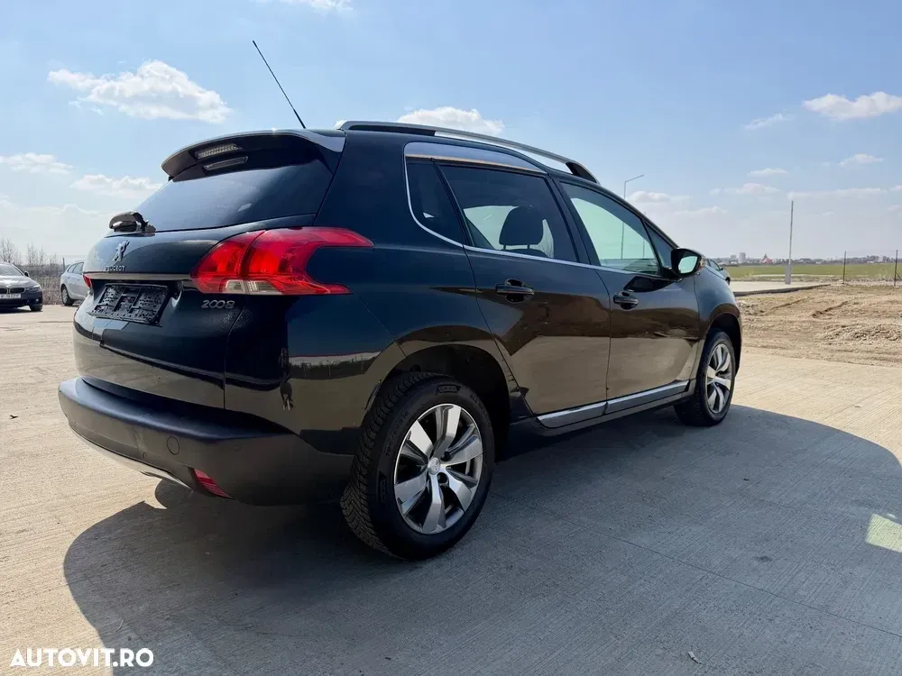 Peugeot 2008 82 VTI Allure — imagine 4