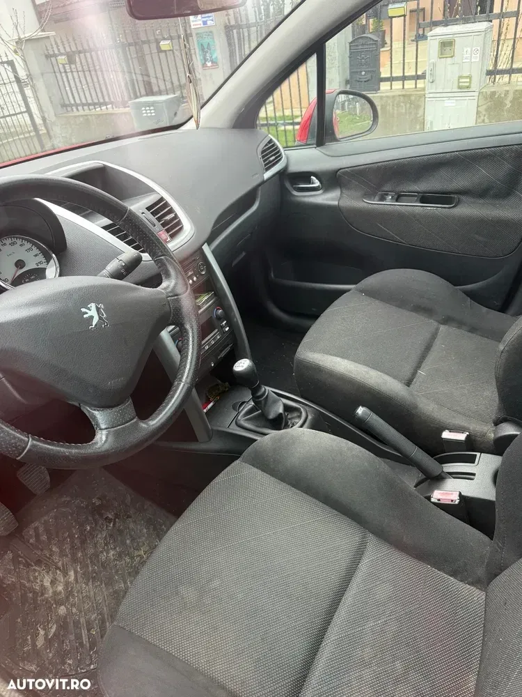 Peugeot 207 1.4E 16V Sport — imagine 4