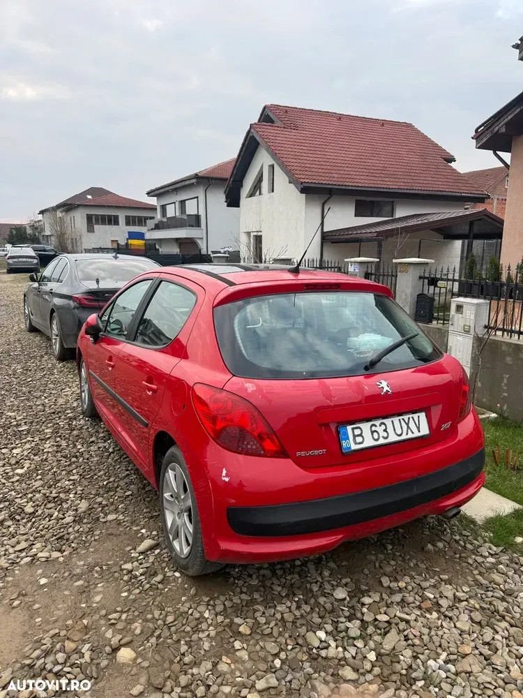 Peugeot 207 1.4E 16V Sport — imagine 2