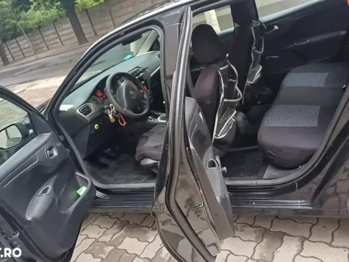 Peugeot 301