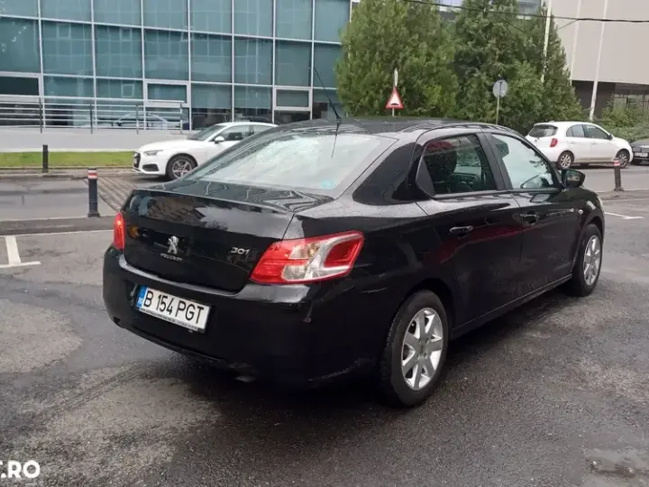 Peugeot 301