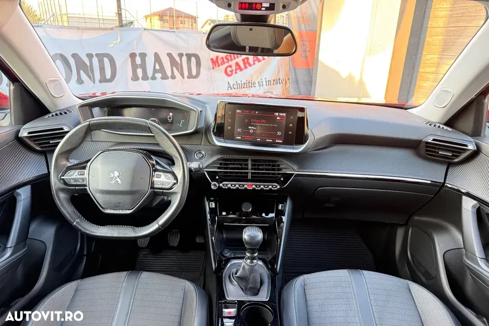 Peugeot 2008 II 1.2 L PureTech STT Allure — imagine 5
