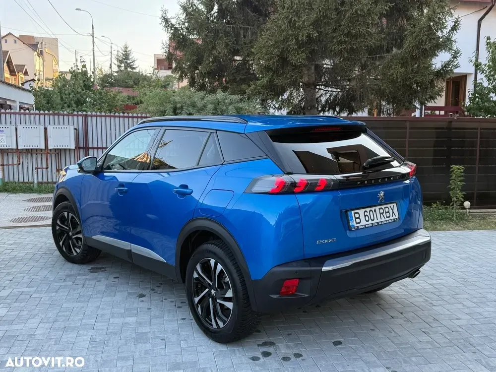 Peugeot 2008 II 1.5 BlueHDI EAT8 STT Allure Pack — imagine 2