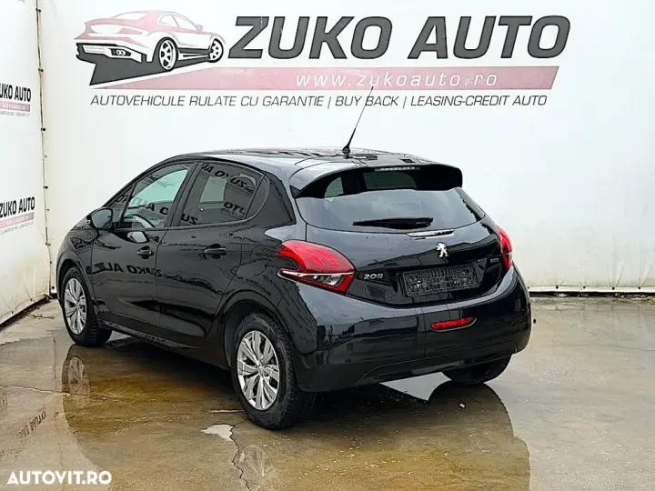 Peugeot 208 Blue-HDi 100 Stop&Start Style