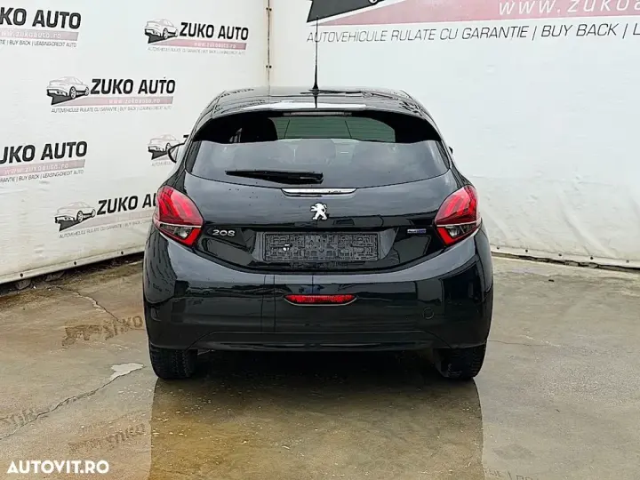 Peugeot 208 Blue-HDi 100 Stop&Start Style