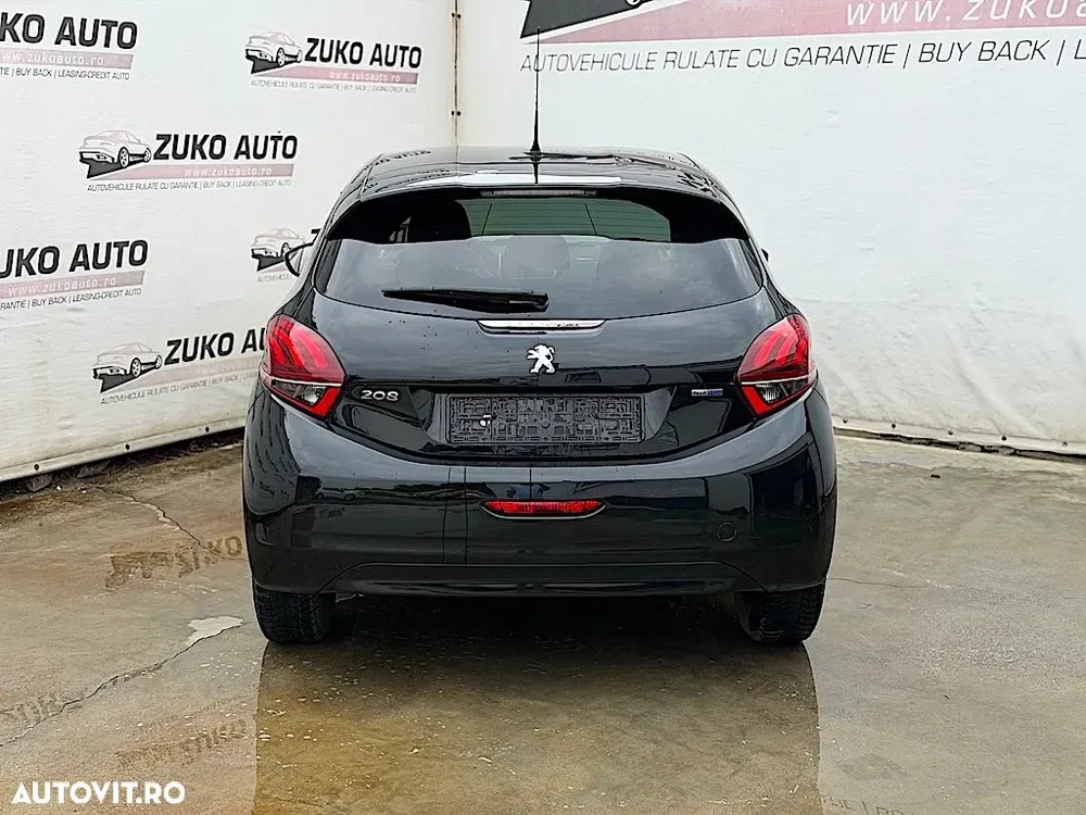 Peugeot 208 Blue-HDi 100 Stop&Start Style — imagine 5