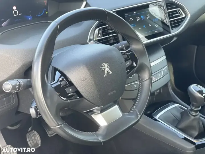 Peugeot 308 II