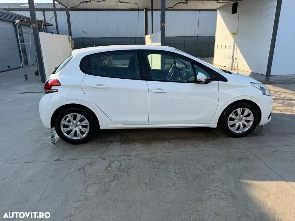 Peugeot 208 II 1.5 BlueHDi STT Active — imagine 5