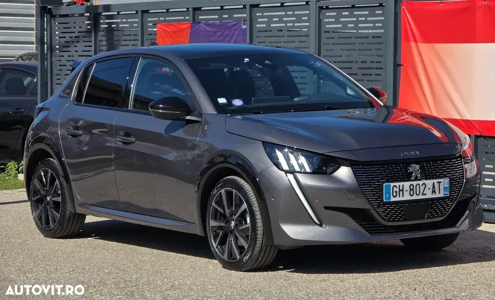 Peugeot 208 PureTech 130 EAT8 GT — imagine 5