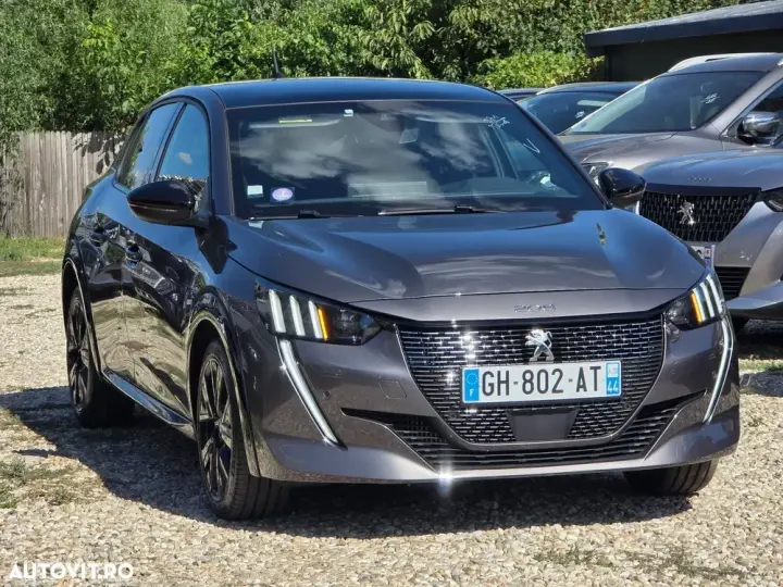 Peugeot 208 PureTech 130 EAT8 GT