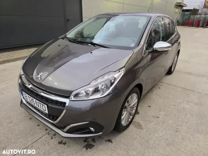 Peugeot 208 I 1.2 L PureTech Turbo Allure Aut.
