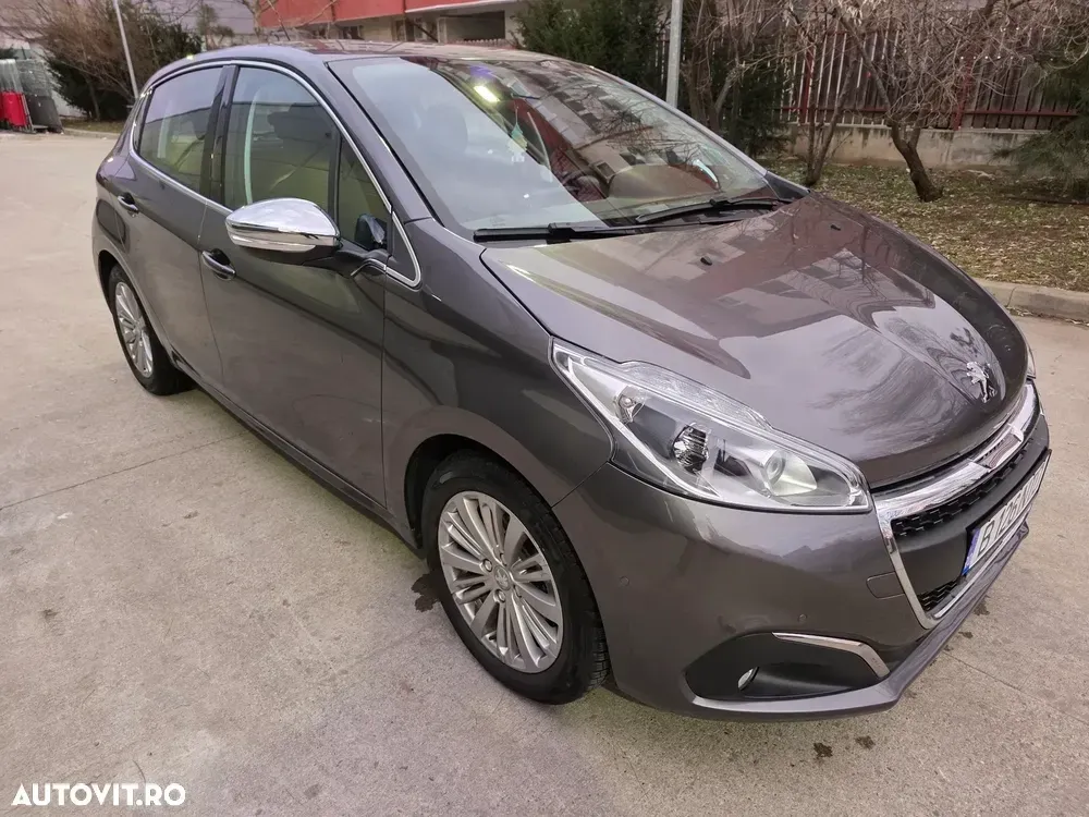 Peugeot 208 I 1.2 L PureTech Turbo Allure Aut. — imagine 2