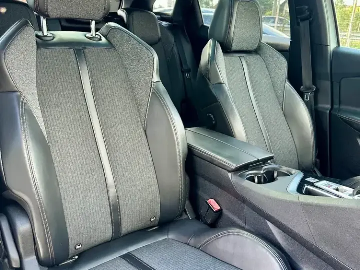 Peugeot 3008 II