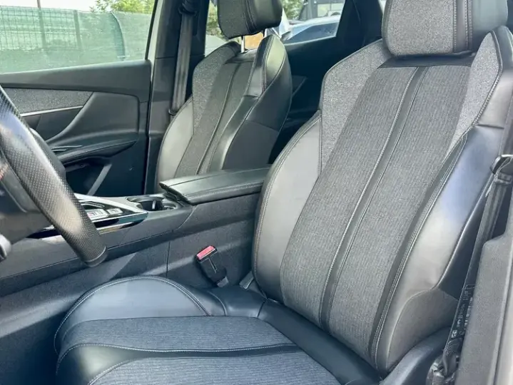Peugeot 3008 II